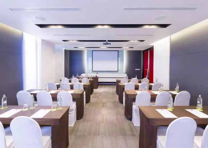 هتل آیبیس سوخومیت 4 بانکوک هتل آیبیس سوخومیت 4 بانکوک